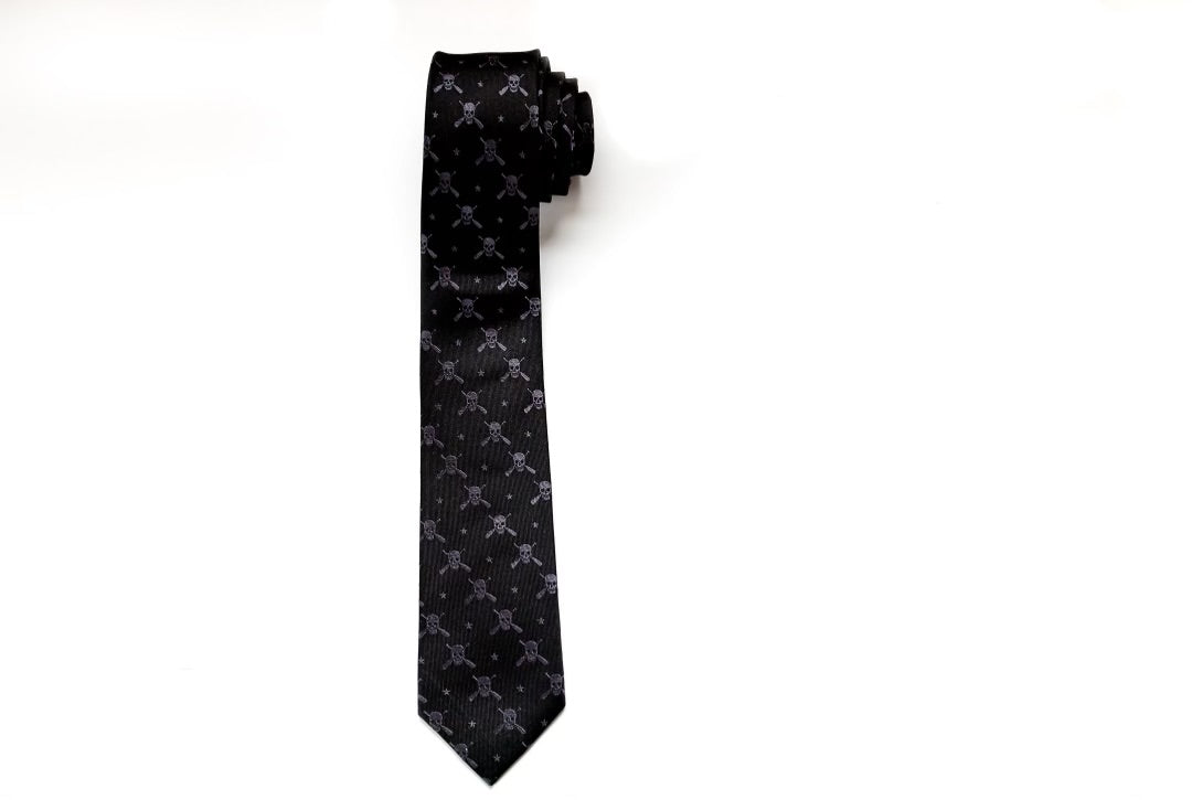BLACKOUT SKULL & PADDLE TIE