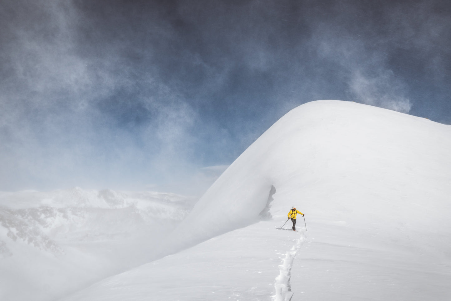 TEAM WENDY M-216 | W/ PRINCETON TEC LIGHT & SUPERIOR VENTILATION | PRO SKI HELMET