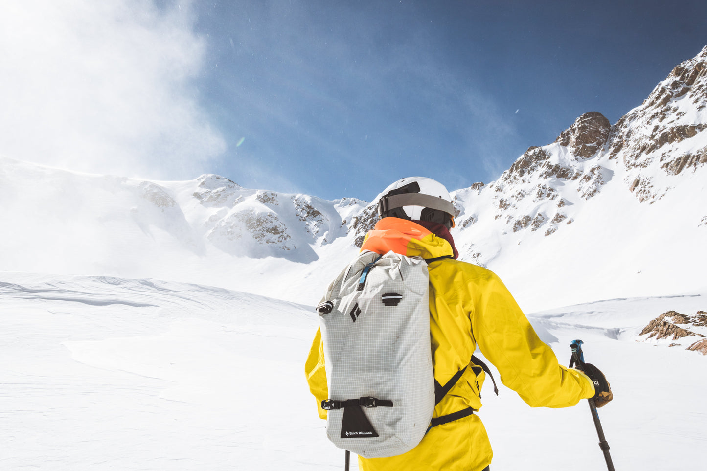 TEAM WENDY M-216 | W/ PRINCETON TEC LIGHT & SUPERIOR VENTILATION | PRO SKI HELMET