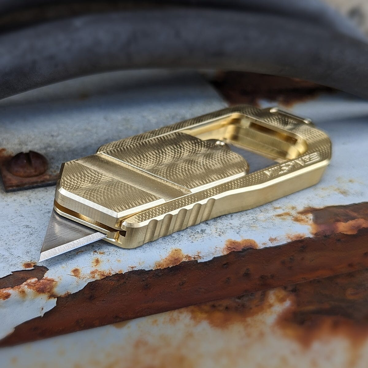 MILSPIN MAGNUS UTILITY KNIFE 2.0 (BRASS OR ALUMINUM)