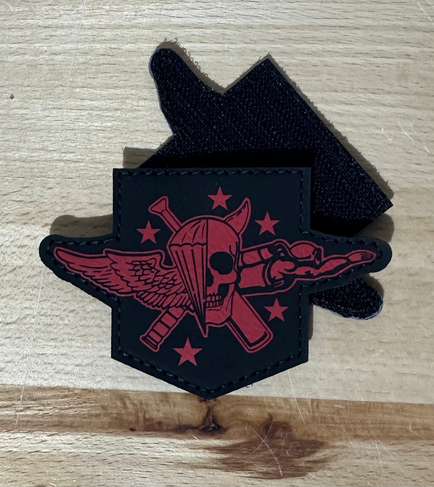 RECON RAIDER VELCRO PATCH (RED/BLACK)