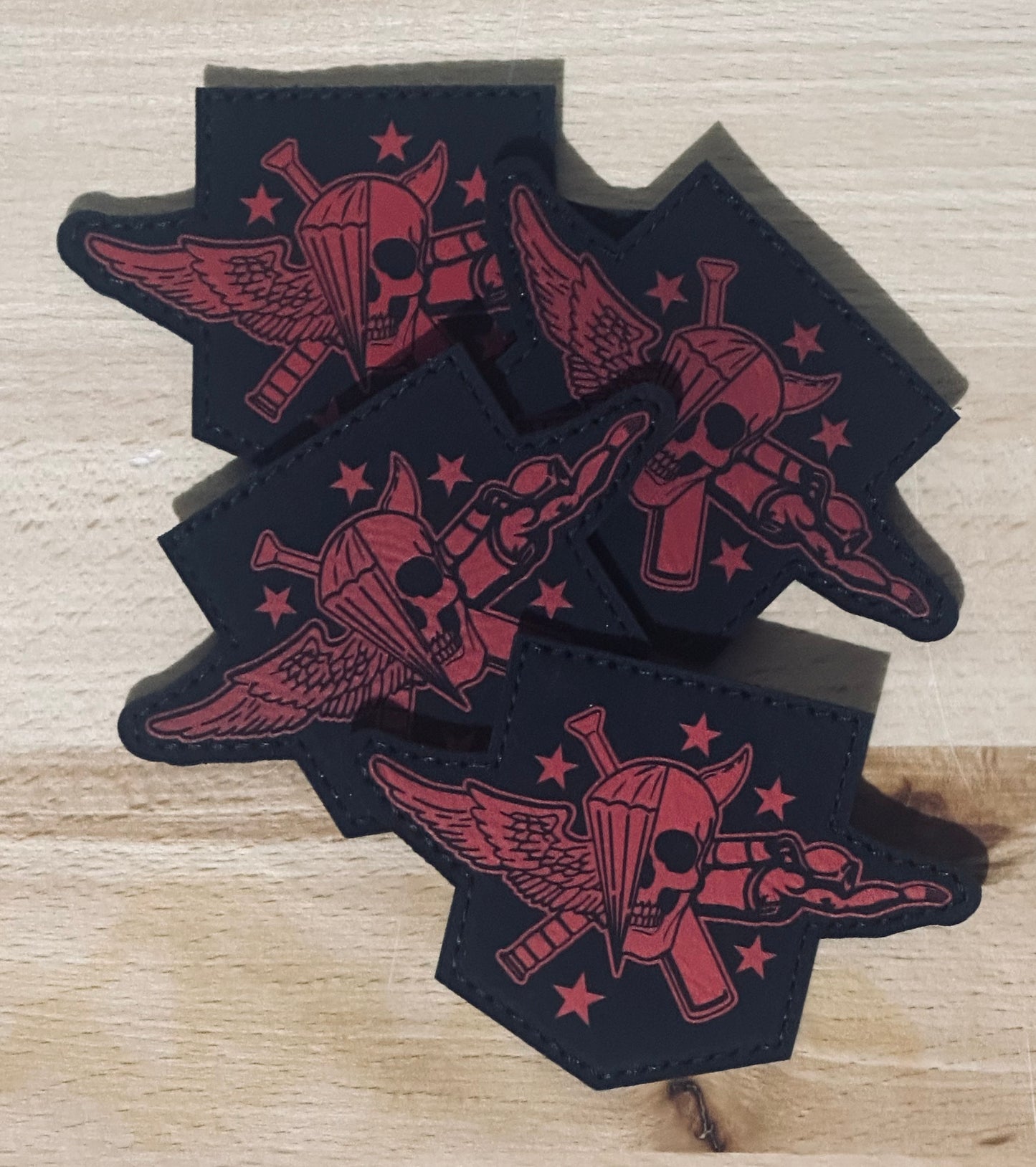 RECON RAIDER VELCRO PATCH (RED/BLACK)