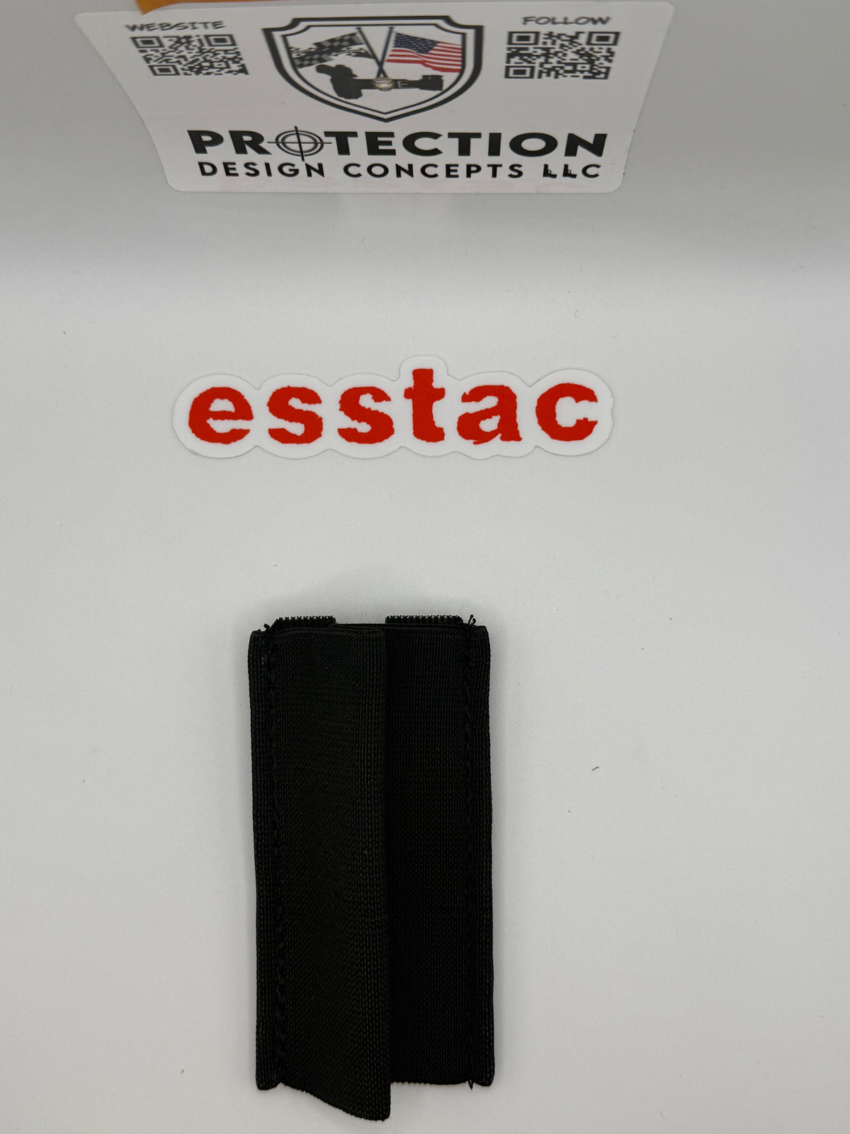 ESSTAC BELT MOUNTED VERTICAL TOURNIQUET HOLDER