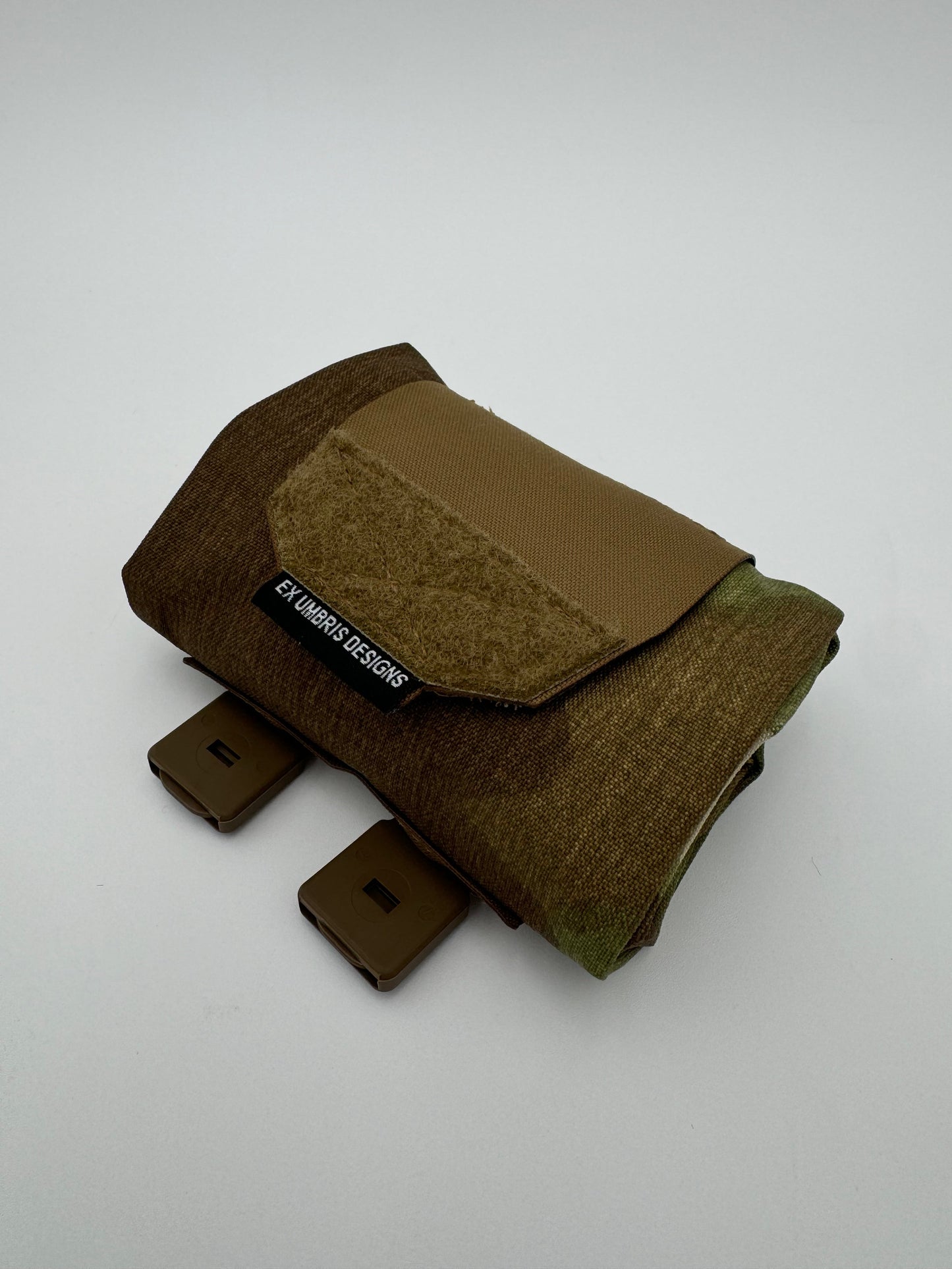 TRI-FOLD DUMP POUCH