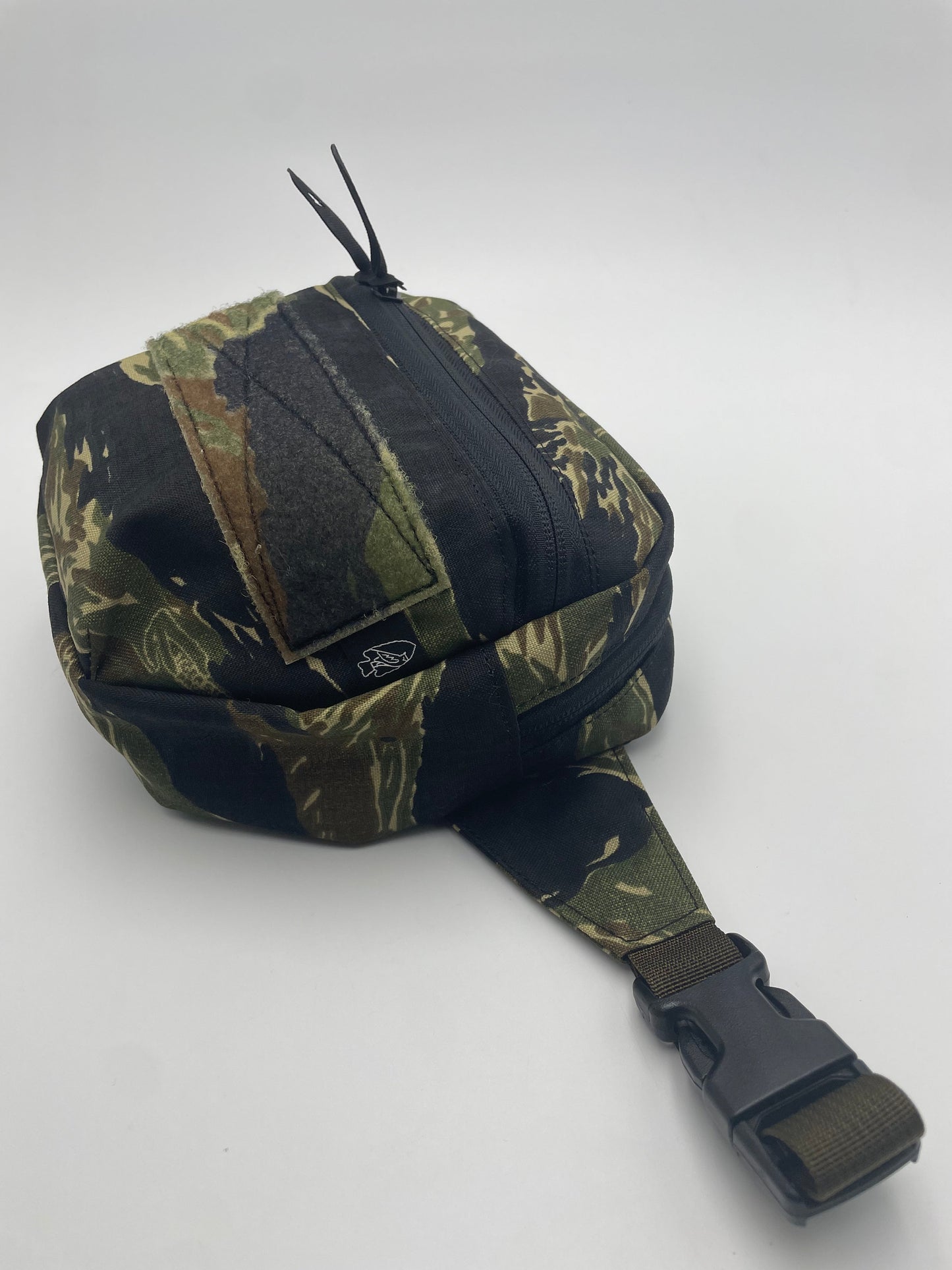 MULTIFUNCTIONAL FANNY PACK (VARIOUS COLORS & PATTERNS)