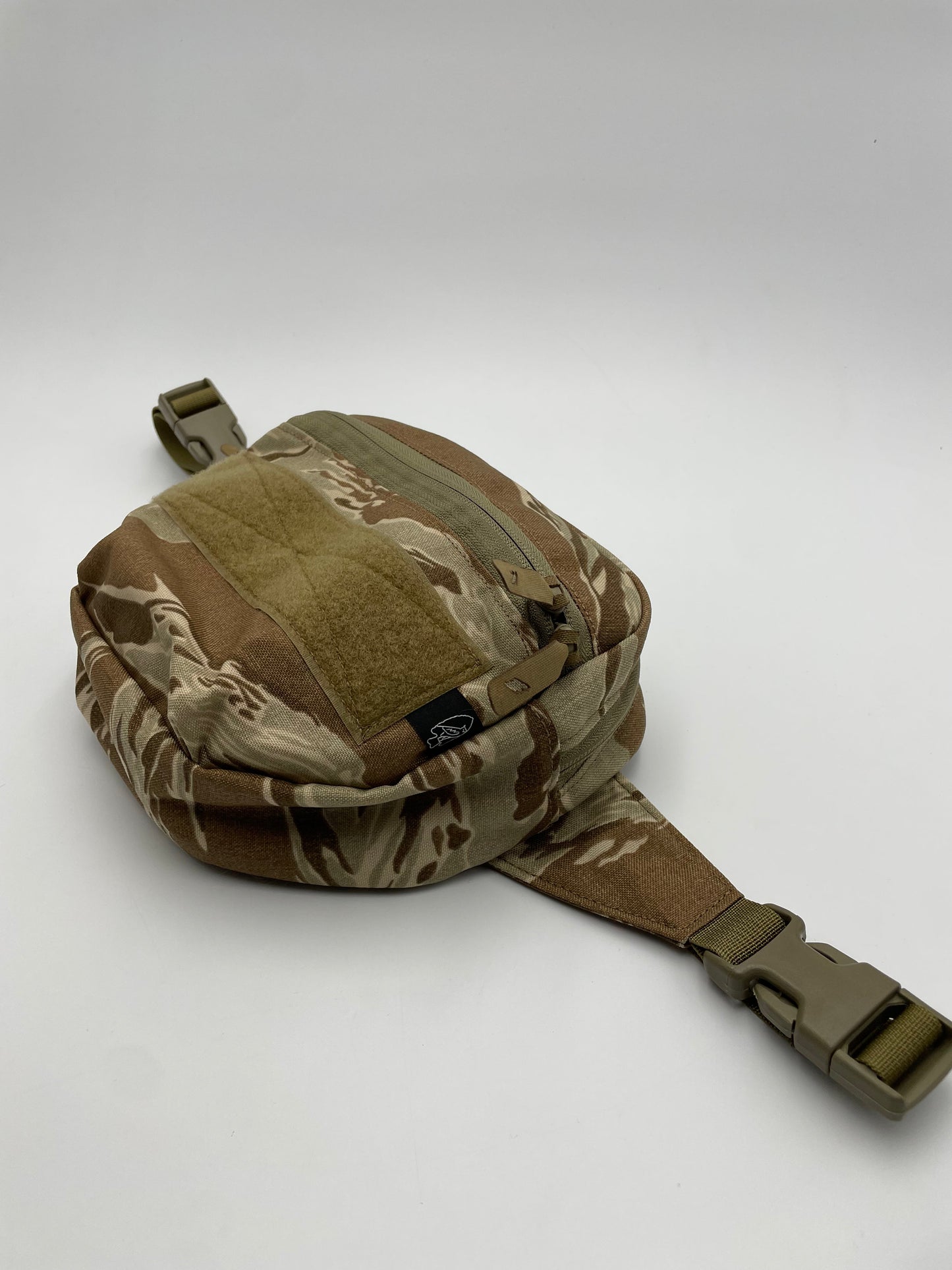 MULTIFUNCTIONAL FANNY PACK (VARIOUS COLORS & PATTERNS)