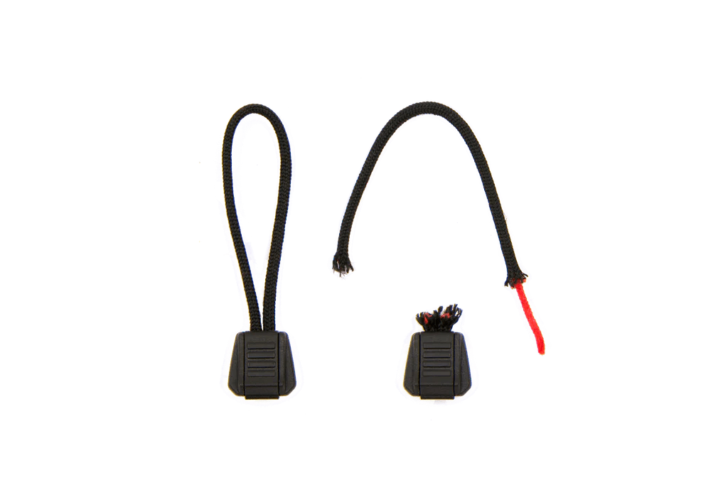 FIRESTARTER ZIPPER PULL FOR EMERGENCY PREPAREDNESS